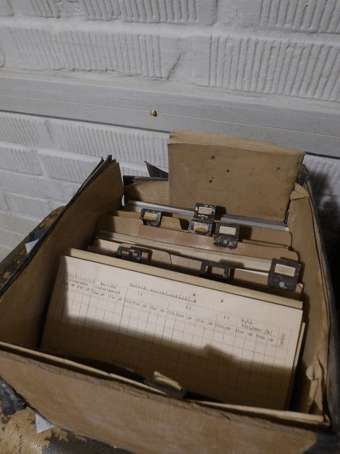 Przechowywanie dokumentacji pracowniczej. Dokumenty znajdujące się w firmie.